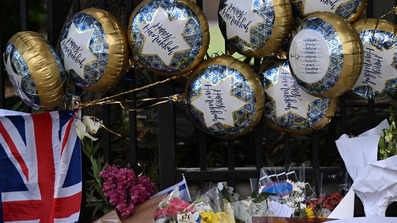 A memorial at the scene of yesterdays shooting at Bondi Beach.