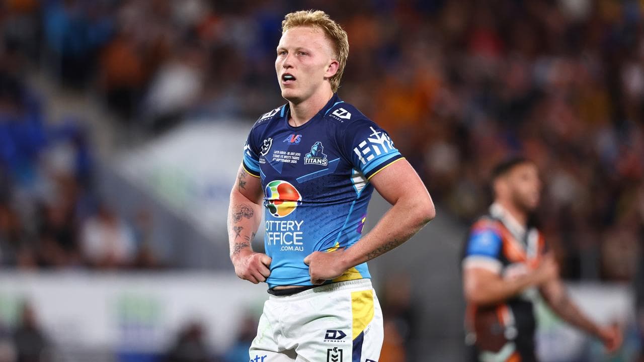 Carter Gordon will line up for the Reds.