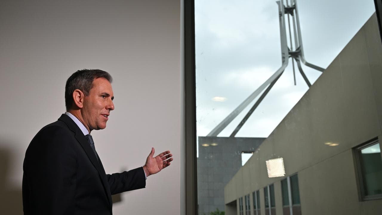 Treasurer Jim Chalmers i