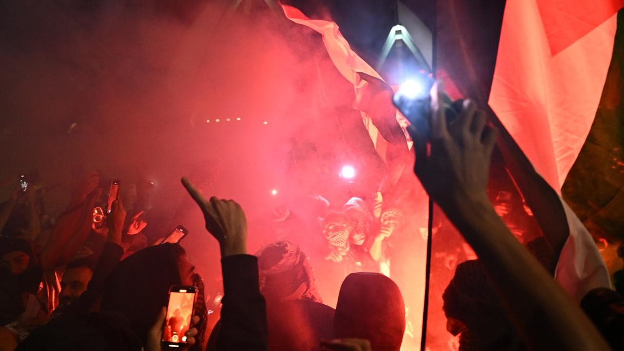 Free Palestine rally outside the Sydney Opera House