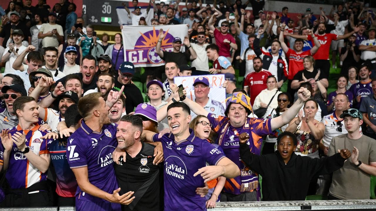 Glory and England soccer fans.