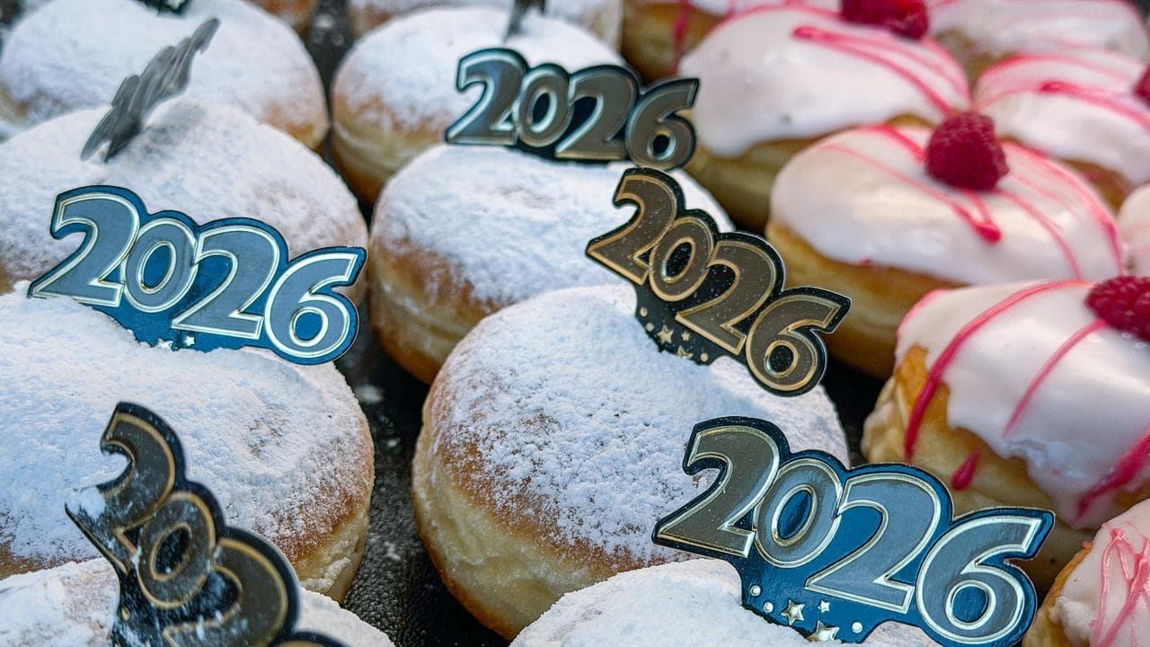 New Year's preparations in Berlin