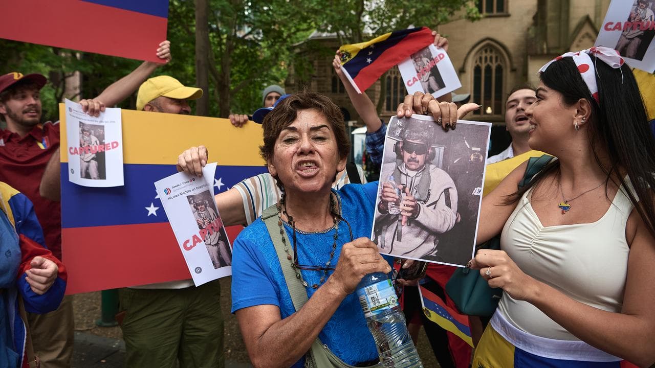 Hands off Venezuela protesters in Sydney (file image)