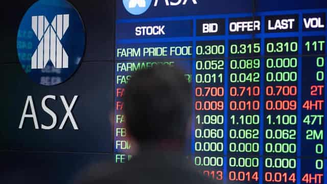 ASX notches gain as investors swarm back to stocks