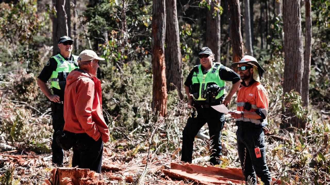 Bob Brown, activists fight protest trespass charges