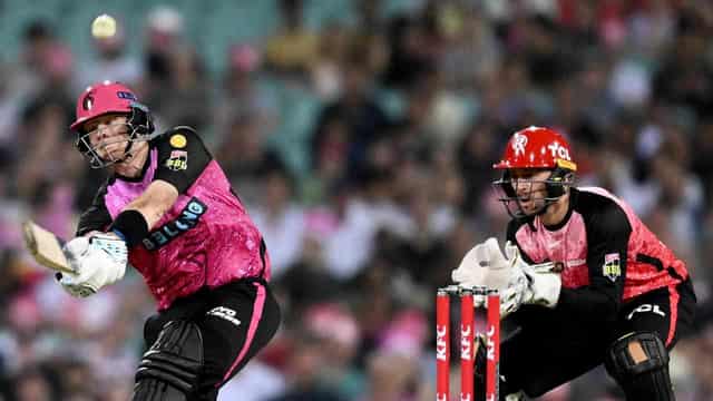 Smith scores 61 for Sixers in BBL win over Renegades