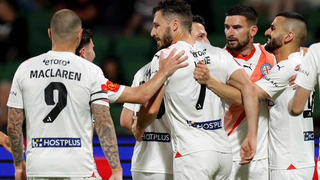 Leckie scores the winner as Melb City beat Glory 2-1