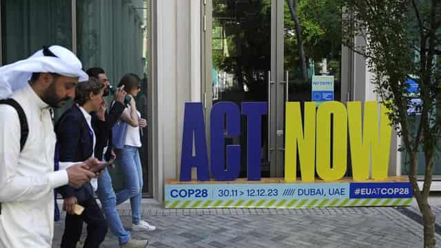 Urgency ramps up as climate talks enter final days