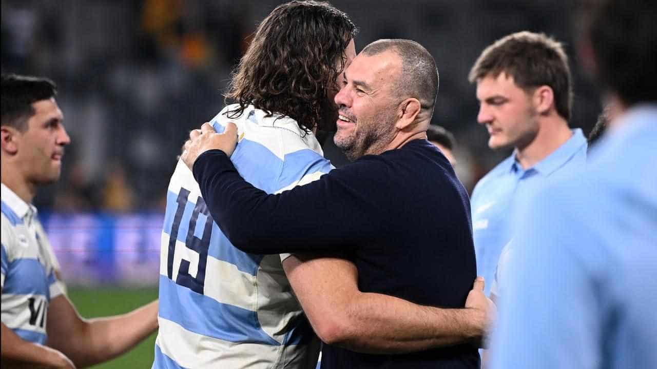 Cheika quits Pumas, RA not ruling out Wallabies return