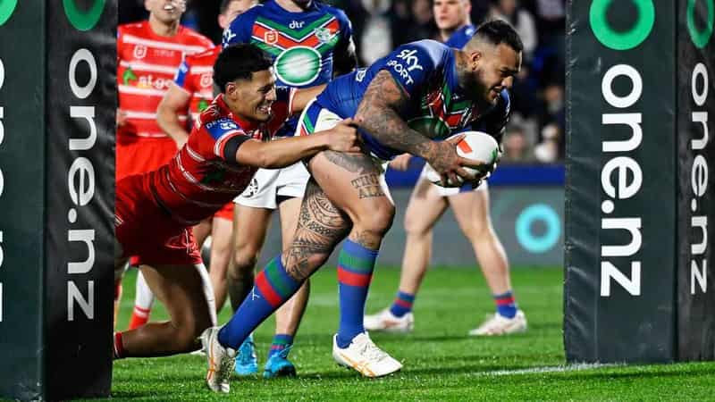 Sharks snare Fonua-Blake, Cowboys retain Dearden