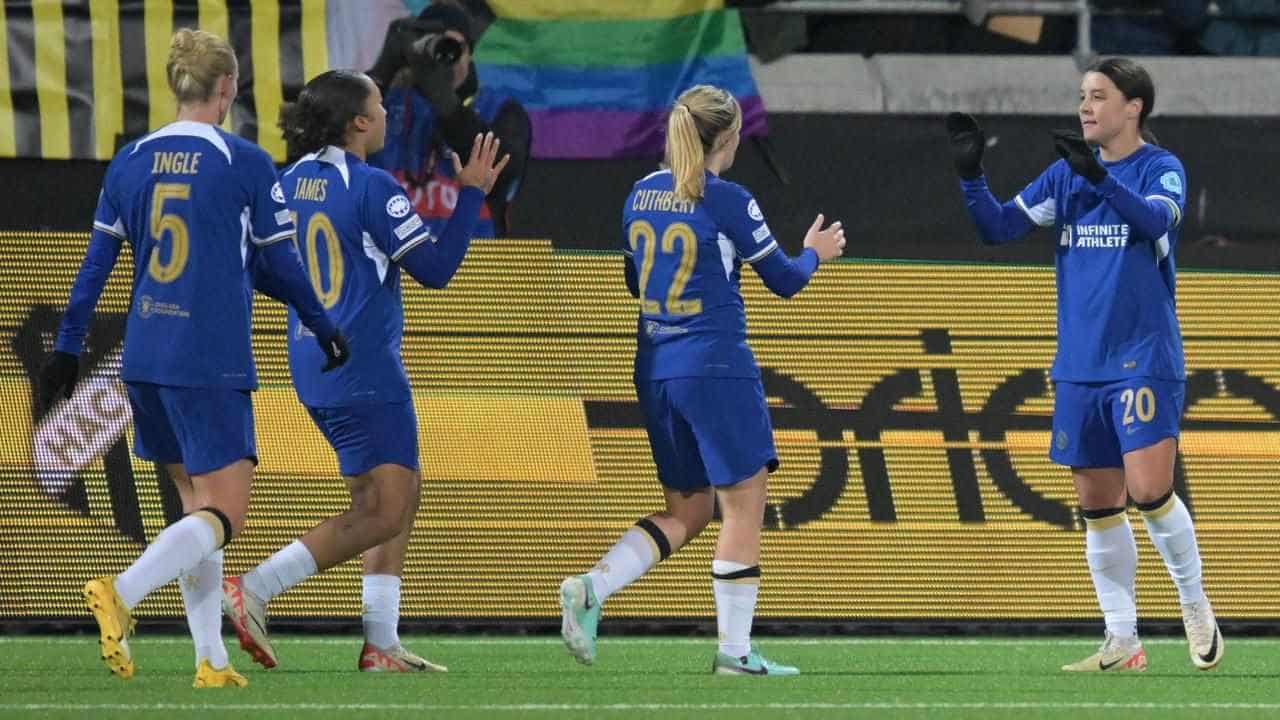 Kerr scores in Chelsea's Swedish Champions League win