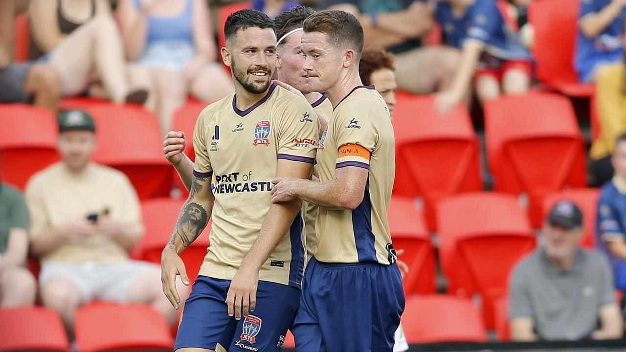 Struggling Adelaide pinpoint Stamatelopoulos threat