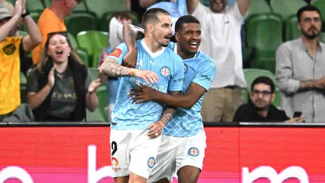 Maclaren denied winner as City, Victory draw in derby