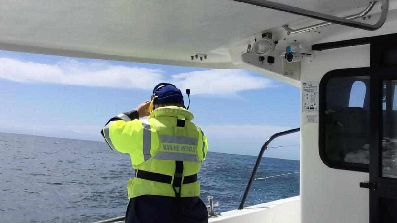 Search for swimmer, 19, swept out to sea