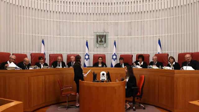 Israeli court rejects law that limited court oversight