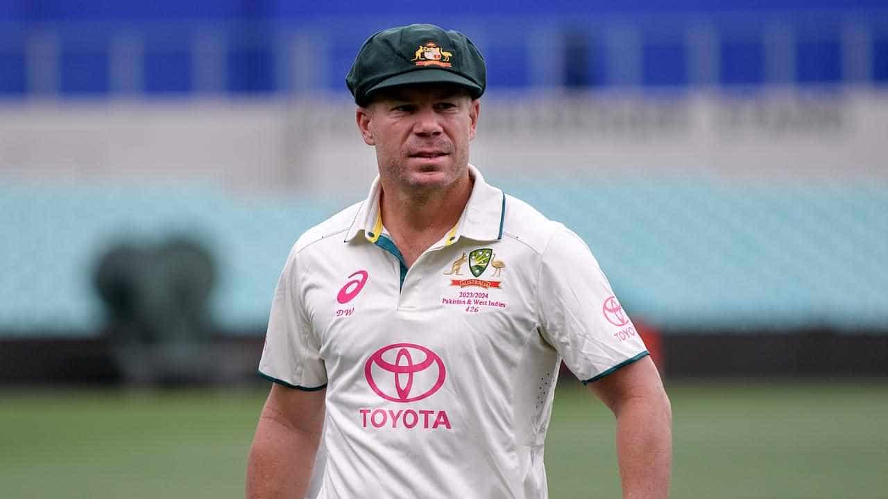 Warner's urgent plea for return of missing baggy green