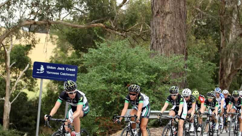 Australian cycling to pay tribute to Hoskins at titles