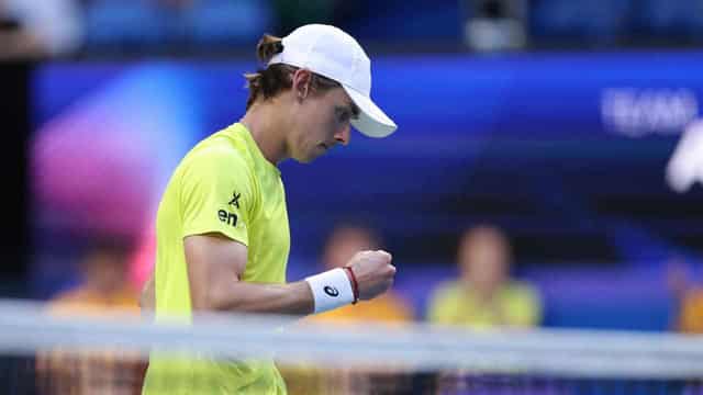 De Minaur stuns Djokovic as Australia soar into semis