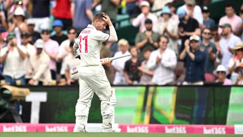 Pink ball no solution in Khawaja's eyes for bad light