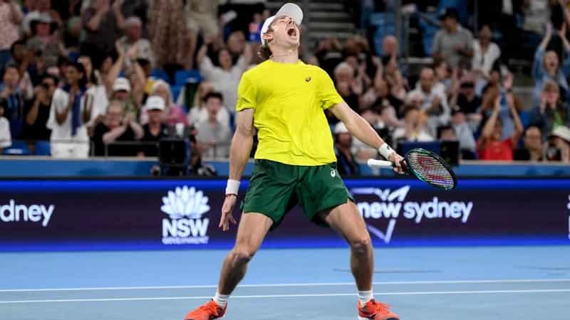 De Minaur downs Zverev but Aussies out of United Cup