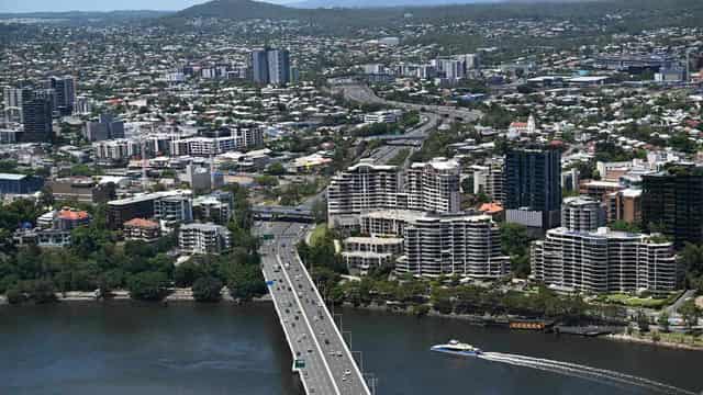 Seachangers help Brisbane property prices top Melbourne