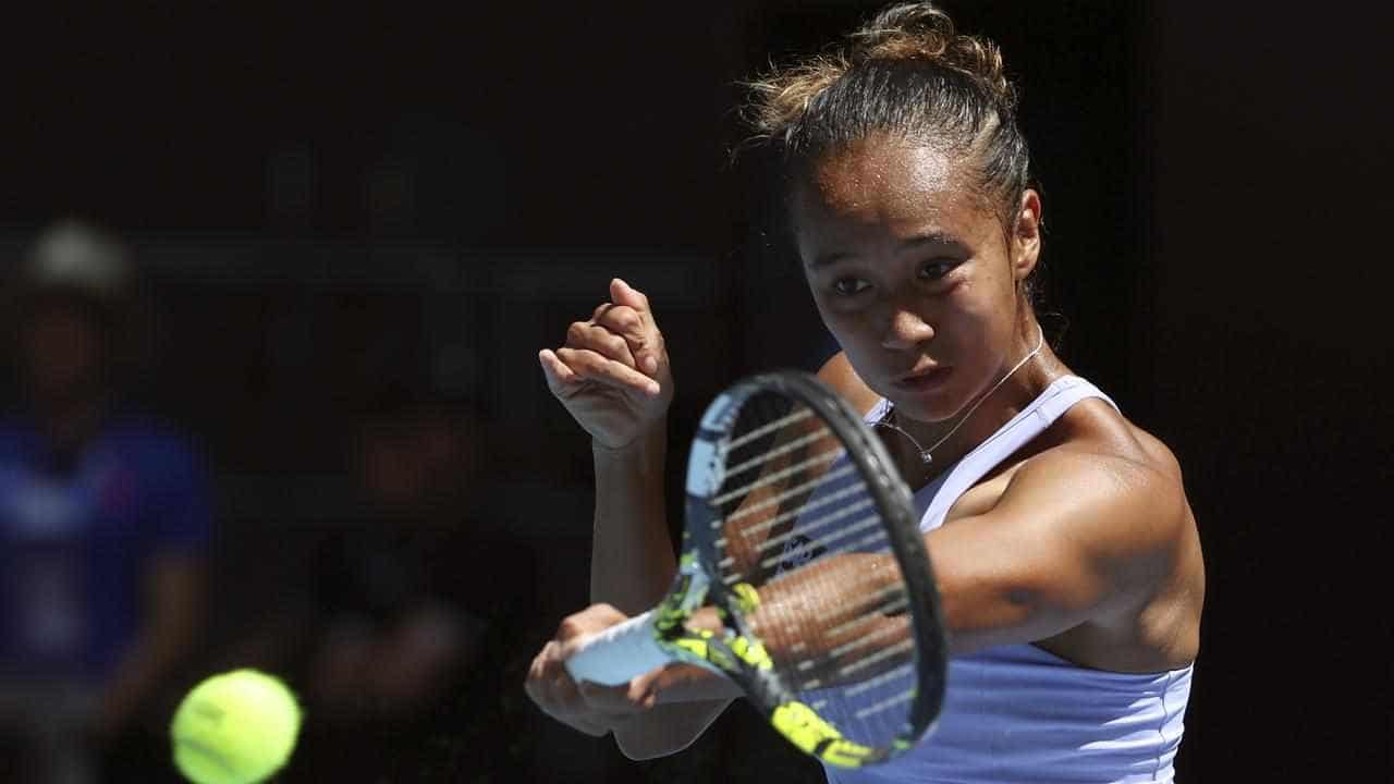 Fernandez, Krejcikova advance in Australian Open