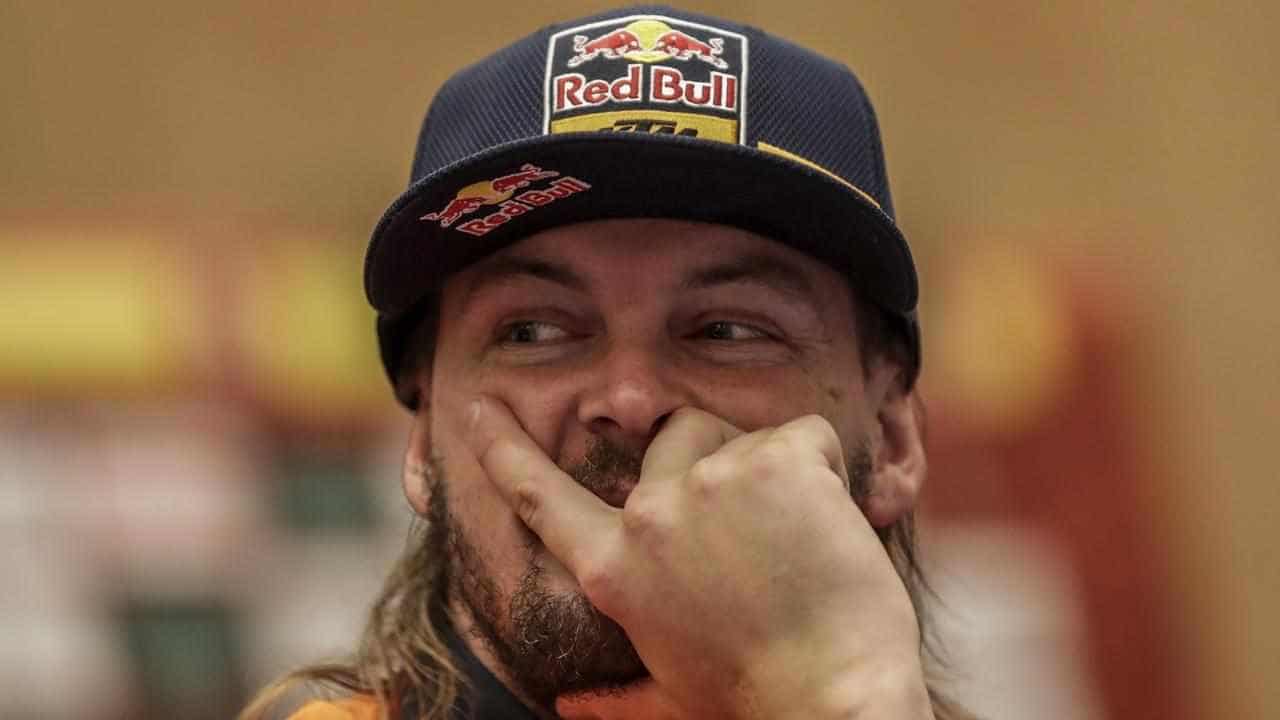 Sands of time running out for Price at Dakar Rally