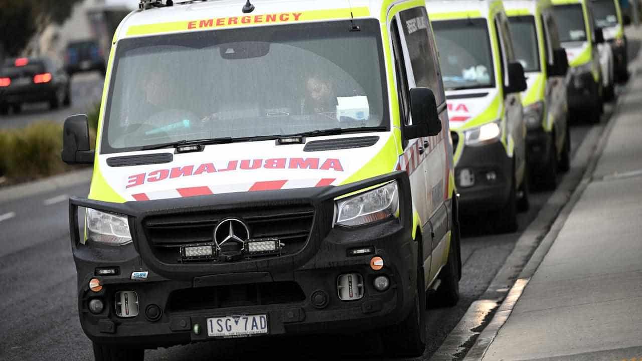 Vic paramedics consider striking over pay, conditions