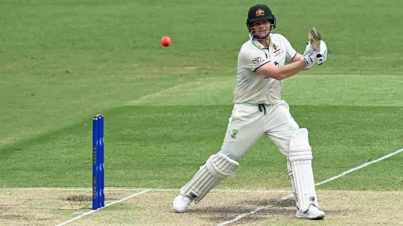 Smith repeats Warner's Hobart feat to make mark at top