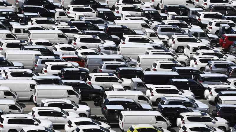 Car manufacturers pull up short on emission estimates