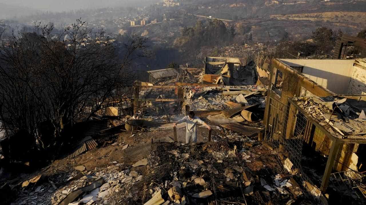 Fires kill at least 51 in Chile, toll likely to rise