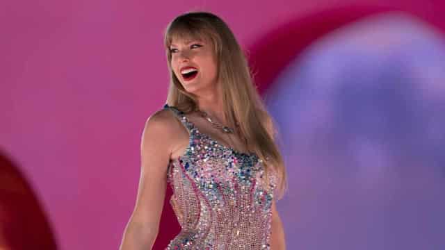 Ticket holder Swifties uneasy about MCG 'Taylor-gating'