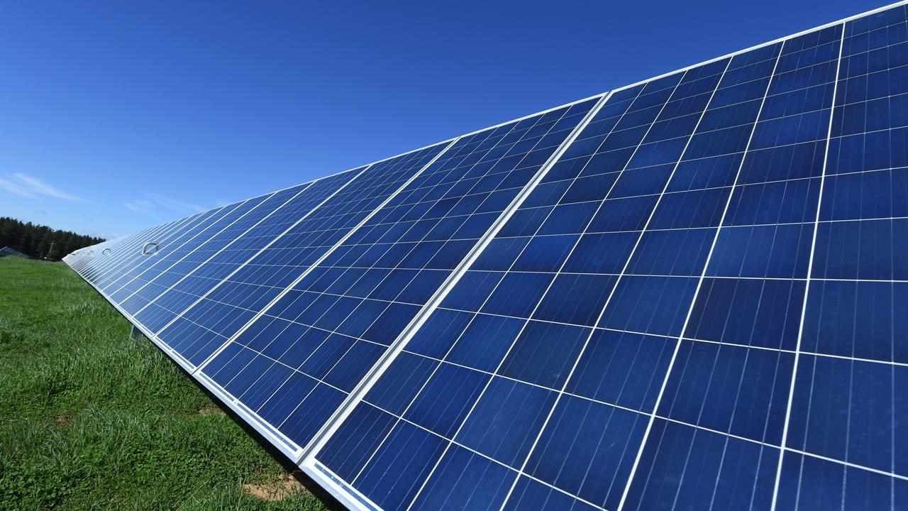 Fossil fuel carbon levy would fund climate 'solutions'