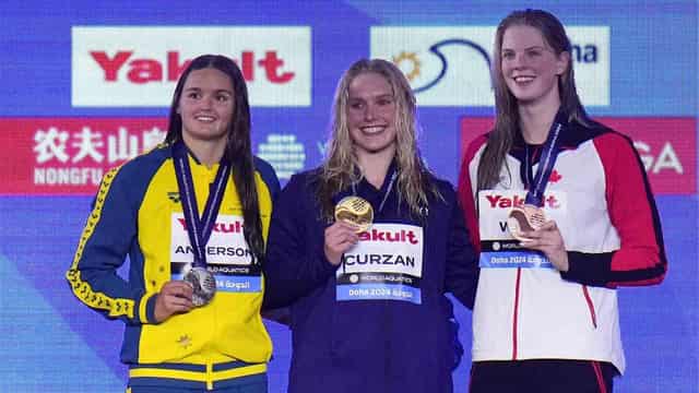 Aussie teen Anderson storms to worlds backstroke silver