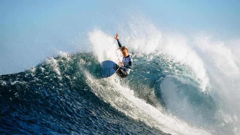 Lack of swell leaves Sunset Beach surfers sidelined