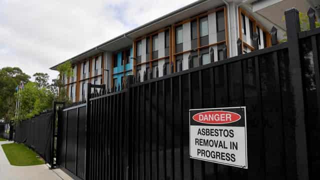 Primary school shut for weeks in asbestos mulch scandal