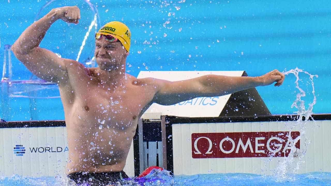 Williamson races to Dolphins' first world swimming gold