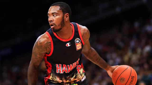 Hawks thump Wildcats to lock in NBL Finals spot