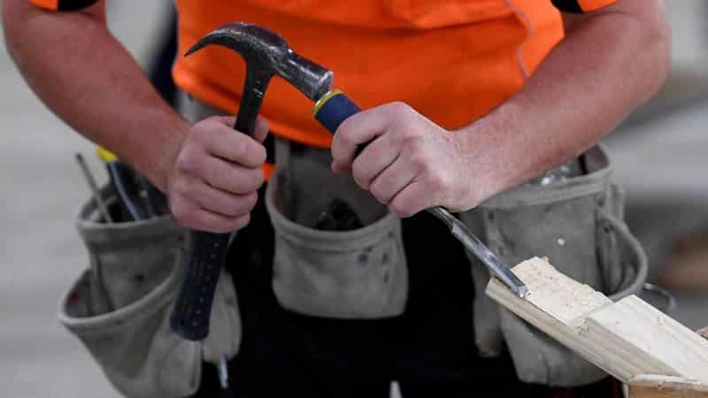 Employment slowdown to hit blue collar workers hardest