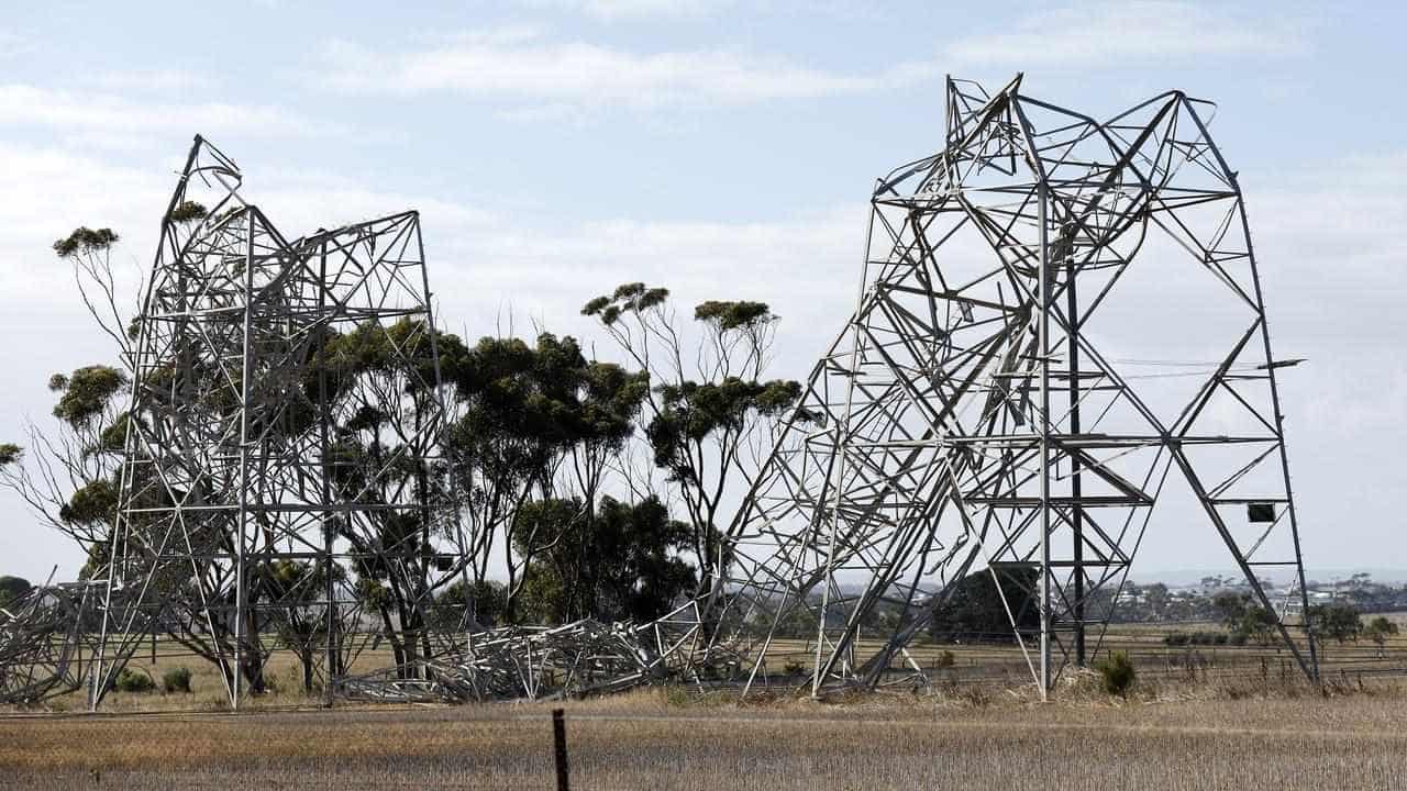 Green light for review into Victoria's biggest blackout