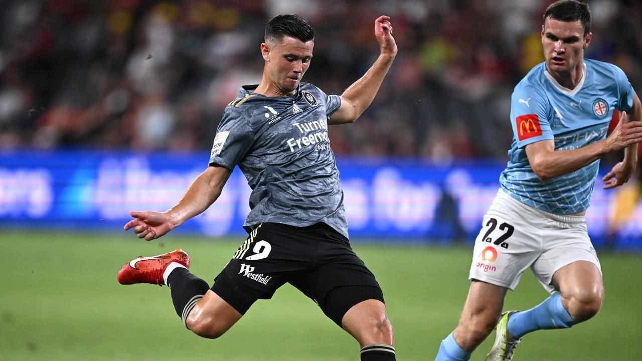 Wanderers' ALM ace Antonsson sidelined for eight weeks