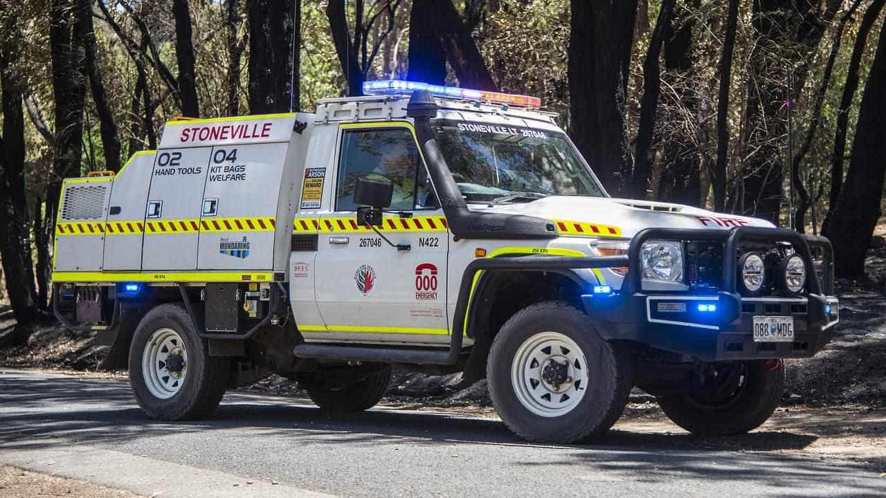 Theme park patrons at risk from out-of-control bushfire