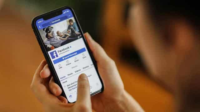 Calls for citizen jury panels to regulate social media