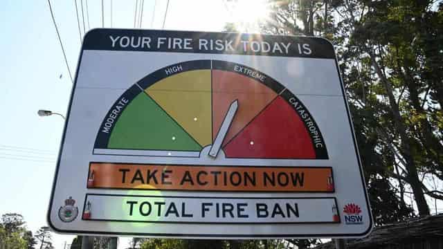 Fire bans in multiple states as heatwave moves east