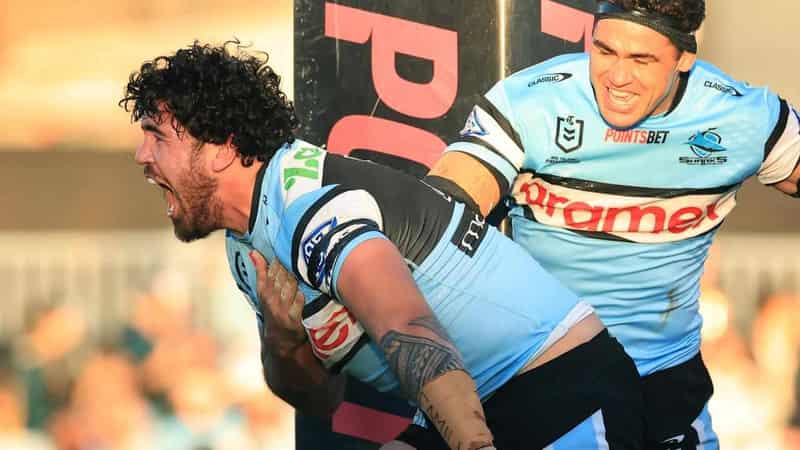 Sharks keep Hamlin-Uele in crucial NRL re-signing