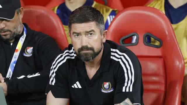 Coach Kewell celebrates 'special' night with Yokohama