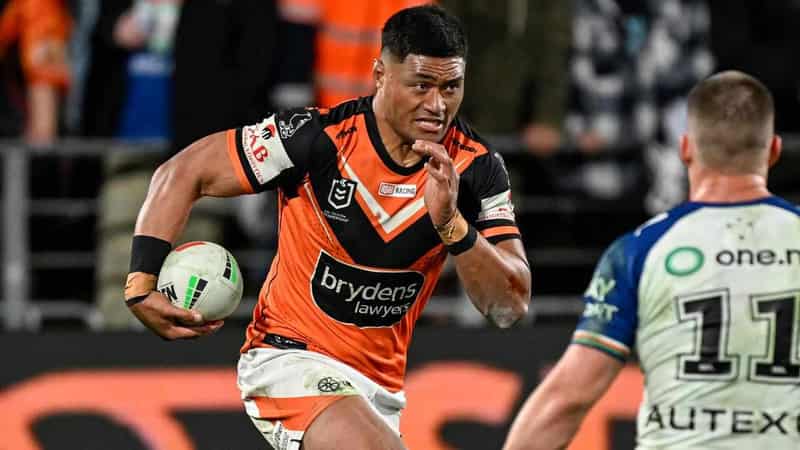 Maguire keeps door open on Utoikamanu for Origin