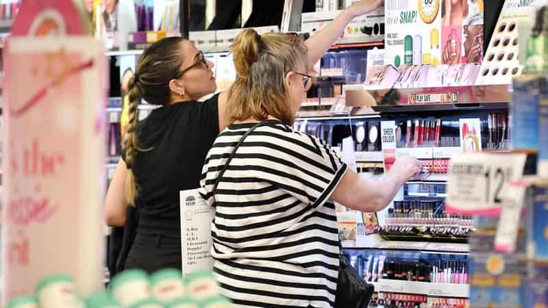 Retail sales rebound but spending appetite is weak