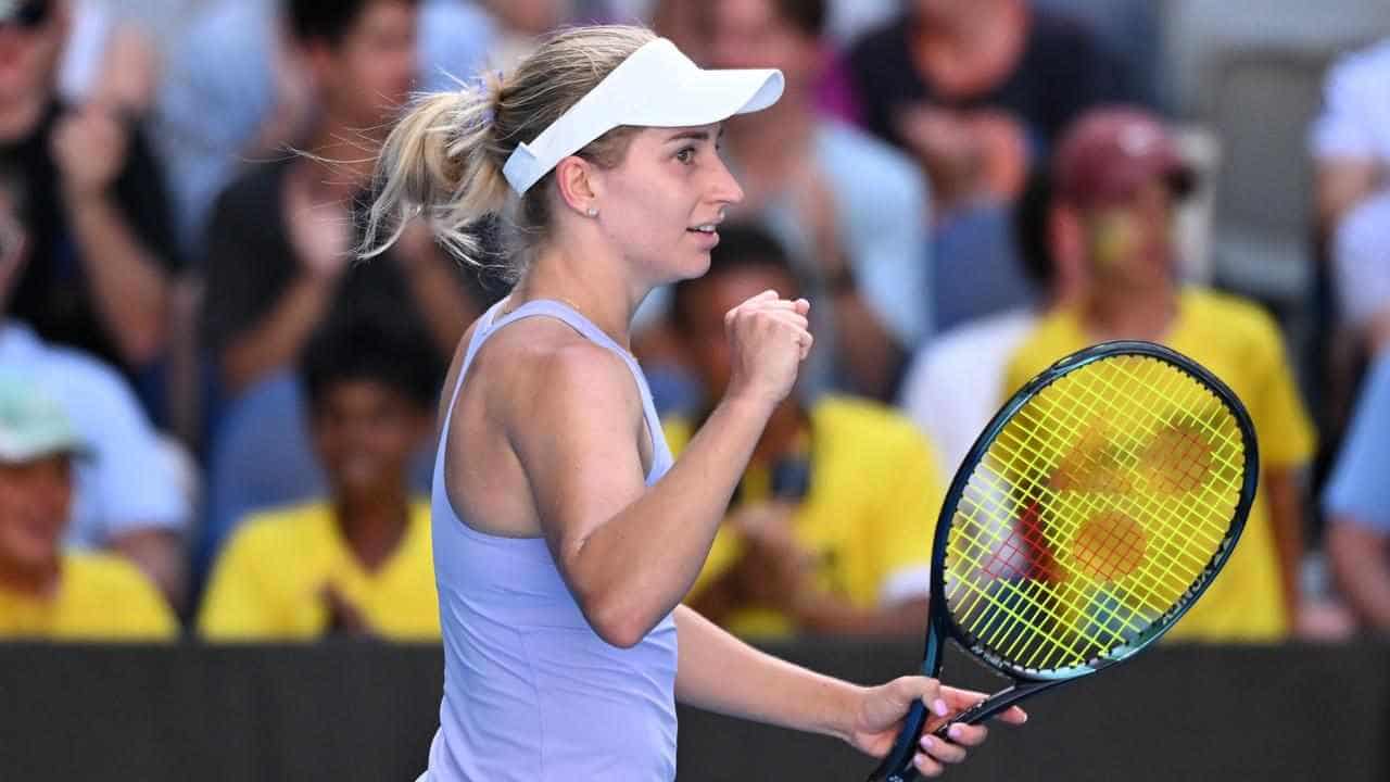 Daria Saville survives match point in San Diego