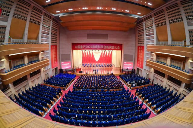 Sinotruk leaping forward to become world-class technology enterprise